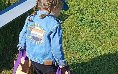 Une matinée sportive pleine de découvertes à la crèche